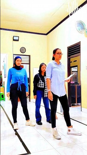 Latihan catwalk casual #shorts #catwalk