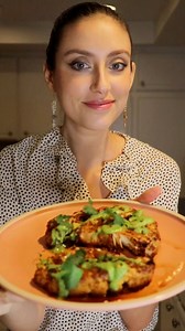 The BEST cauliflower steaks with green tahini sauce 💚✨ I love making these for dinner with quinoa or rice! FULL RECIPE IN COMMENTS! enjoy!! #plantbased #veganrecipes #healthyrecipes #cauliflower #GlutenFree #soyfree #DinnerIdeas | Justine Cooks Vegan