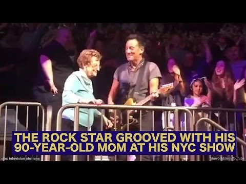 Bruce Springsteen dances with his 90-year-old mom at New York concert