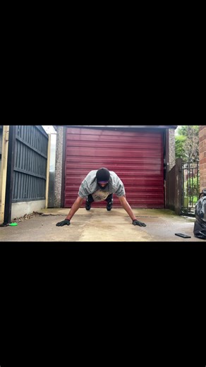 Can You Complete This Archer Push-up Challenge? Your Turn 🫵🏾 🔥 #pushchallenge #fitnesschchallenge #challenge #viral #mattyyoufitness