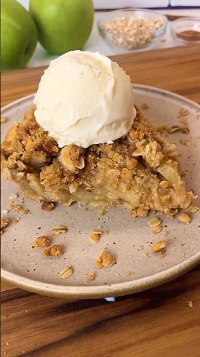 Apple Pie with Crumb Topping