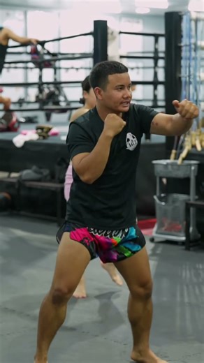 Muay Thai Workout: Master Uppercuts and Kicks. #shorts