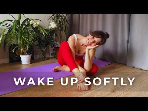 Gentle Morning Yoga | Soft Wake Up Flow