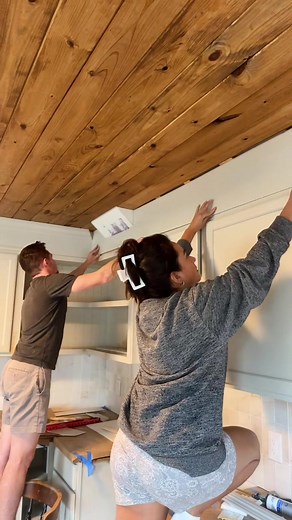 Satisfying Crown Molding Installation on Kitchen Cabinets