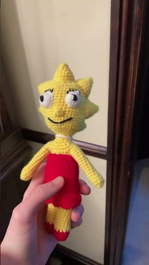 I made Lisa from The Simpsons (Crochet Lisa Simpson amigurumi)