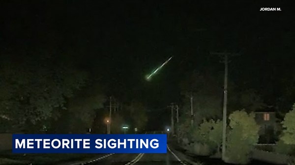 Apparent meteorite caught on camera in Chicago's northern suburbs, Wisconsin