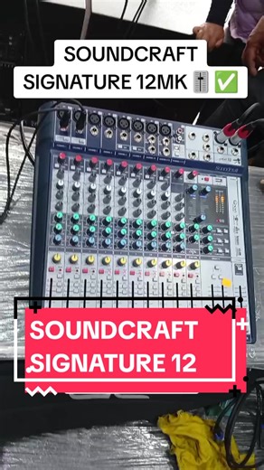 🎚️🔥 SOUNDCRAFT SIGNATURE 12 MTK – CONSOLA ANALÓGICA CON INTERFAZ MULTIPISTA 🔥🎚️ ✅ Mezcladora de 12 canales con 8 preamplificadores Ghost de alta calidad 🎤 Alimentación phantom de 48V para micrófonos de condensador 🎚️ Ecualizador británico de 3 bandas con sonido musical y preciso ✨ Efectos Lexicon integrados como reverb, chorus y modulación 🛡️ Limitadores dbx para mantener niveles estables y evitar distorsión 🎸 Entradas Hi-Z para conectar guitarras o bajos directamente 💻 Interfaz USB mul