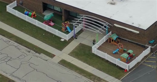 2 Des Plaines daycare employees charged with dragging, hitting children