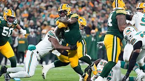 Josh Jacobs drops the mic on Tua Tagovailoa with hilarious one-liner