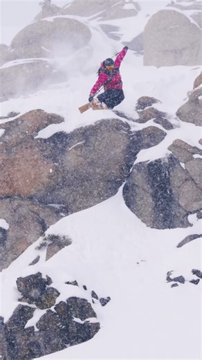 Palisades Tahoe | Last night the temperatures started to turn in our favor, and as of this morning, 1 inch has fallen on our upper mountain. More... | Instagram