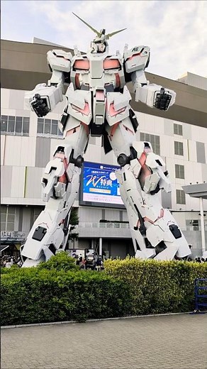 Real 18m Unicorn Gundam in Tokyo is INSANE! 😱🇯🇵