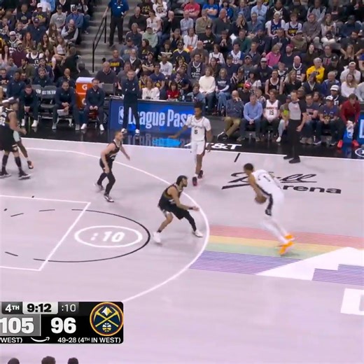 This dunk by Wemby in traffic man wow🔥 #wemby #sanantoniospurs #victorwembanyama