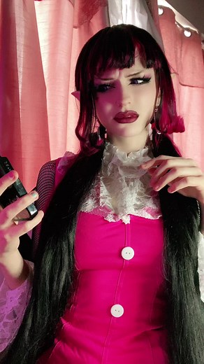 Nostalgic MSP Music Video Featuring Draculaura from Monster High Song