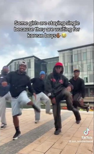 iparty-Kamo Mphela #dance #amapianodancechallenge #dancer #youtubeshorts #shorts #viral #viralvideo