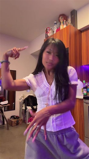 close the door n open up to meeee @SAILORR dc @Jean-Victor - Top from @Cider (15% off use code ADA202615) #saydizzle