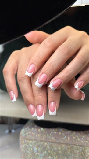 Ashley Rodarte | Nail Tech & Educator on Instagram: "Proper prep for a nail tech is the key to a successful Nail career 🔑 If your having issues with lifting, time management, or just lack of proper education let me give you the cheat codes that successfull nail techs don’t want to give away 🫶 Here is the proper step by step in the exact Order from start to finish 🙌 ⬇️ Remove old product (if any) Shape nail (length + shape) Push back cuticles Remove non-living cuticle (bit or nippers) Lightly 