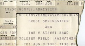 Aug 09, 1985: Bruce Springsteen & The E Street Band at Soldier Field Chicago, Illinois, United States | Concert Archives