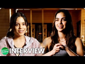 SCREAM | Melissa Barrer & Jenna Ortega "Sam & Tara Carpenter" On-set Interview