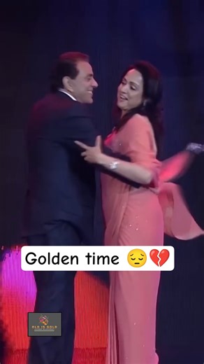 old is gold #bollywood #hindisong #trending #love #funny #viral #shorts #dance #oldsong #video #hit