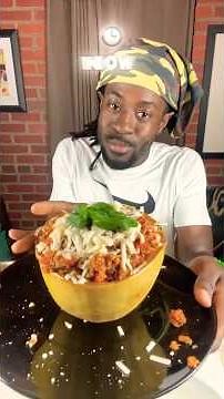 This Vegan Spaghetti Squash Bowl Is LOWKEY Addictive #cooking #food #vegan #foodie #viral