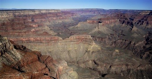 Man dies while attempting to BASE jump at Grand Canyon