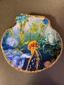Decoupage Scallop Shell: Resin Coated Decorative Shell Art - Etsy UK