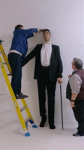 World's Tallest Man May Lose Title?