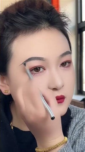 Natural Feathered Brows Tutorial | Easy Beginner Eyebrow Shaping ✨