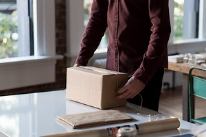 5 Easy Hacks to Try On Clothes At Home from Hundreds of Companies