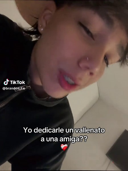 Dedicar un Vallenato a Mi Mejor Amiga