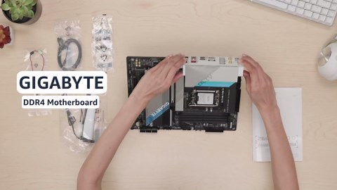 GIGABYTE Z690 AERO G DDR4 (LGA 1700/ Intel Z690/ ATX/ DDR4/ Quad M.2/ PCIe 5.0/ USB 3.2 Gen2X2 Type-C/WiFi 6/ Intel 2.5 GbE LAN/Motherboard)