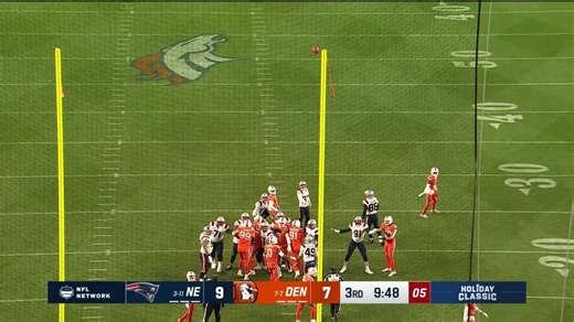 Ryland's missed extra point features LOUD doink off upright