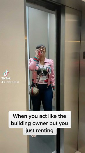ChellaH on Instagram: "It’s always that one person that gotta do the most 😩😂 Subscribe to my YOUTUBE CHELLACHICAGO Follow my tik Tok @chellachicago #karen #blackkaren #chellah #chellachicago #funny #comedy #shaderoom #hollywoodunlocked #chellah #chellachicago #wshh #comedy"