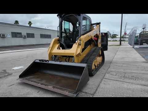 916925-FOR SALE: 2022 CATERPILLAR 259D3 – TWO-SPEED COMPACT TRACK LOADER (ENCLOSED CAB, A/C, 74 HP)
