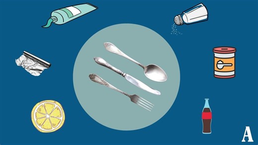 Silber reinigen: Die besten Tipps, um angelaufenes Silber wieder zum Glänzen zu bringen