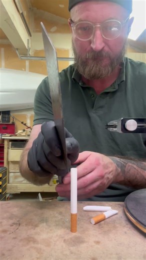 Heavy Cleaver vs. Cigarette: Surprising Sharpness! 🔪🚬