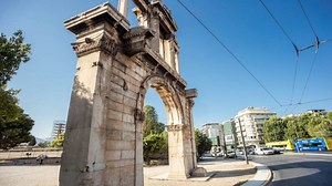 The Temple of Olympian Zeus: the history and importance of one of the most emblematic monuments of Athens | Athens Magazine