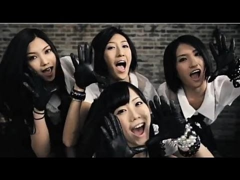 BRIGHT / 7th両A面シングル 「BAD GIRL!! feat. SKY-HI(AAA) / 逢うたび好きになって」