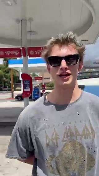 When people ask if I’m a model