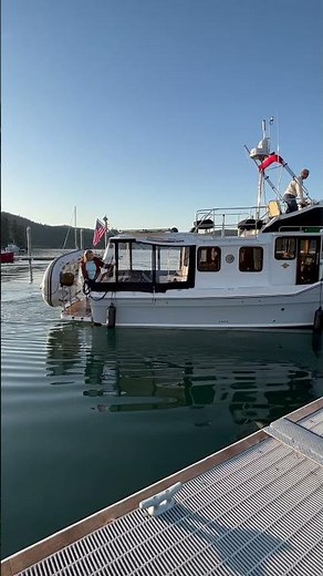 That’s how you dock a Ranger Tug R31