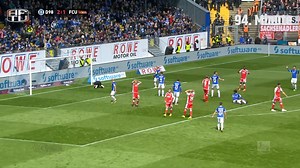 35K views · 205 reactions | Wenn der Ball einfach nicht über die Linie will! Wir haben mal genauer hingeguckt, da waren schon einige Hochkaräter dabei... #fcunion #D98FCU #unveu ⚪ | 1. FC Union Berlin | Facebook