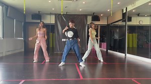 44 reactions | Song : Clockwork Artist : Stefflon Don Choreography : Moya Class : POPUP (All Levels) Location : MW Dance Studio X Infinity Fitness —————————————— Thank you everyone for coming and learning the choreography together. It was a great one. Come join us!  #mwdance #mwdancestudio #mwdancestudioyangon #moyachoreography #danceclassinyangon #danceclassinmyanmar | M Dance Studio | Facebook