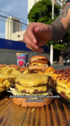 DOUBLE HIPPO'S CHEESE: THE CRAZIEST BURGER IN SP! 🍔🔥