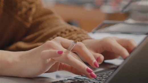 Passwords vs. passkeys