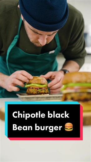 Delicious Chipotle Black Bean Burger Recipe