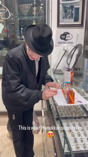 When a child lights the menorah and sings from the heart 🕎 No filters. No edits. Just light. Tag someone who needs this today ✨ #Hanukkah #FestivalOfLights #HanukkahJoy #JewishMoments #JewishLife #JewishPride #Reels #InstagramReels #ExplorePage #ViralReels #FeelGoodReels | Baltinester - Jewish Jewelry and Judaica Gifts