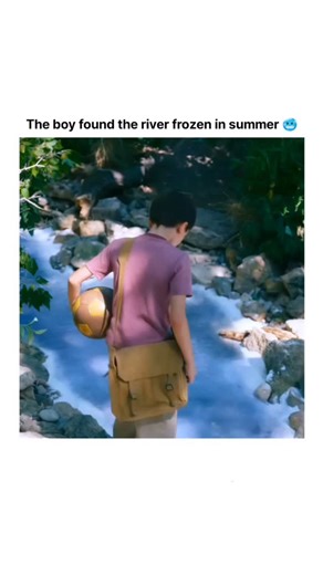 ExplainMyMovie on Instagram: "営 Title: Tales from the Loop (2020 — Series) ★ IMDb Rating: 7.4/10 🎭 Genre: Sci-Fi | Drama | Mystery | Philosophical 🎬 Creator: Nathaniel Halpern (Inspired by the art of Simon Stålenhag) 👥 Main Cast: Rebecca Hall (Loretta) Jonathan Pryce (Russ) Paul Schneider Duncan Joiner 🌍 Country: USA 🧾 Overview (No Spoilers) Set in a small town built above a mysterious machine called The Loop, ordinary people experience extraordinary events — time distortion, parallel reali