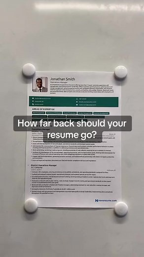 This is how far back your resume should go. ✅ #resumetips #resumehelp #resumewriting #resumeadvice #resumetemplate #resumebuilder | Novorésumé