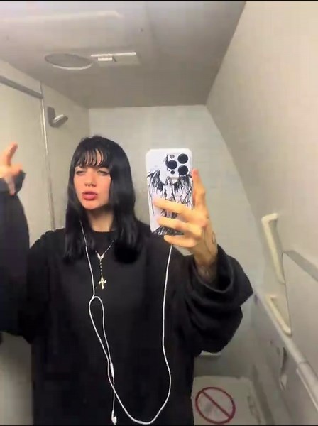 goodnight lol flying is hard shoutout to you if you’ve ever been in a plane or work in planes this tuff