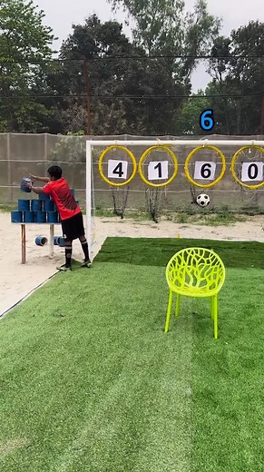 923K views · 7.6K reactions | Who Will Win No Look Football Shot | Creative Challenge | Facebook